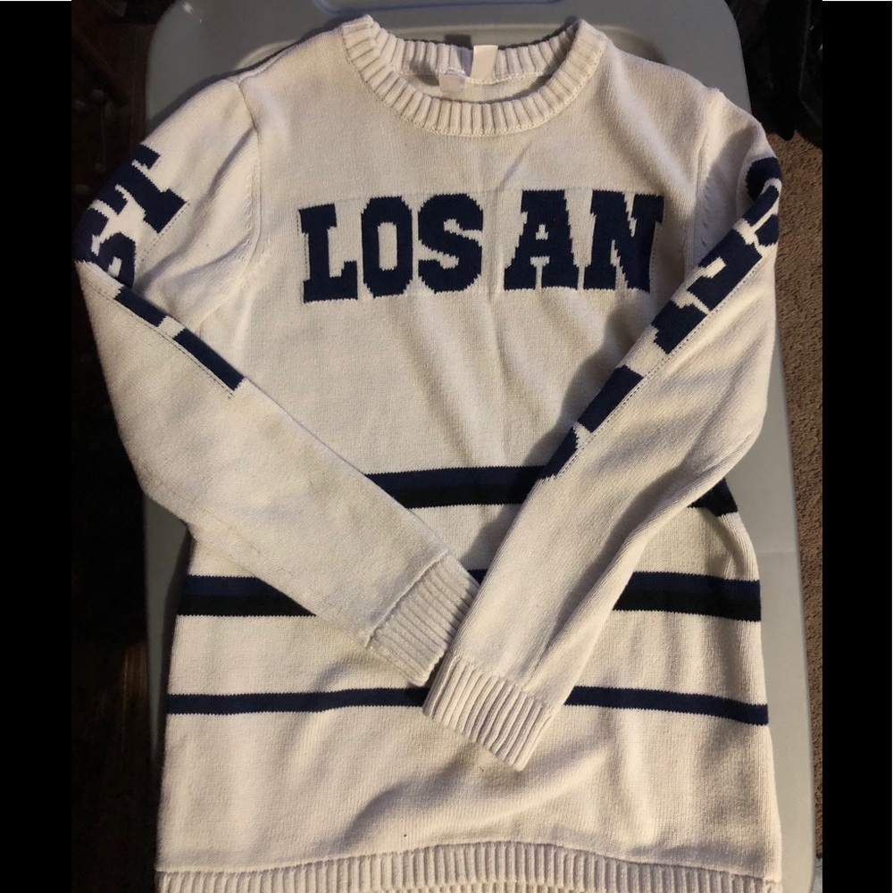 Forever 21 EAST LOS ANGELES Crew Neck Sweater - Picture 5 of 7